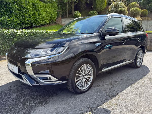 Mitsubishi Outlander SUV, Petrol Hybrid, 2021, Black