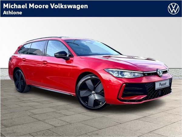 Volkswagen Passat Estate, Diesel, 2026, Red