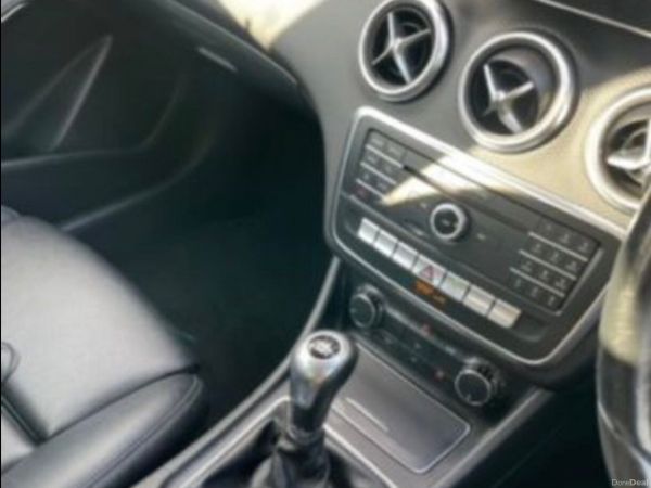 Mercedes-Benz A-Class Hatchback, Diesel, 2015, White