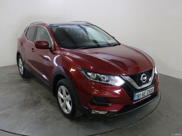 Nissan Qashqai MPV, Diesel, 2019, Red