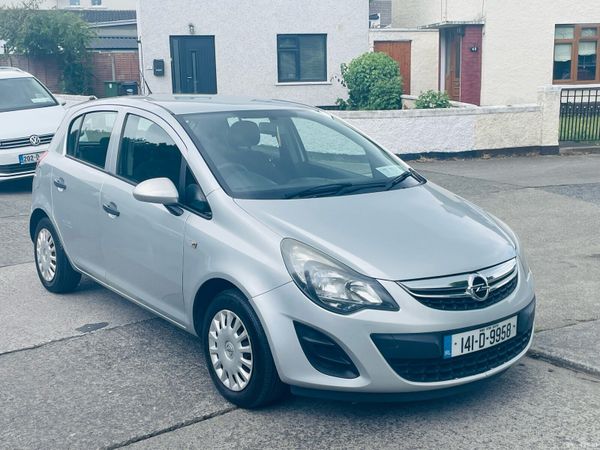 Opel Corsa Hatchback, Petrol, 2014, Silver