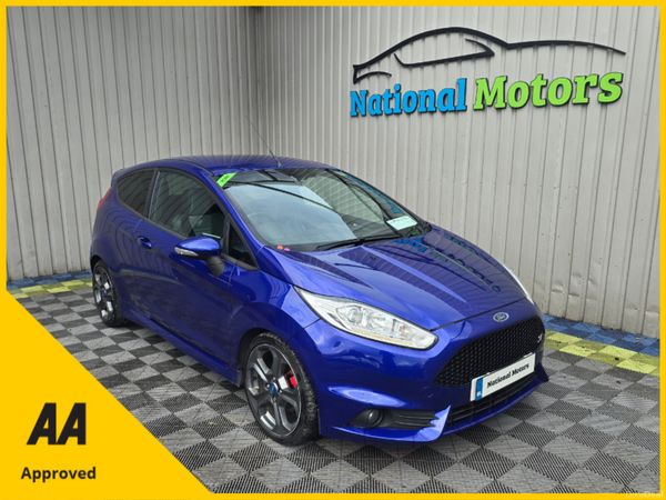 Ford Fiesta Hatchback, Petrol, 2015, Blue
