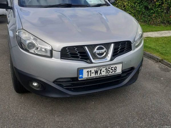 Nissan Qashqai Hatchback, Diesel, 2011, Silver