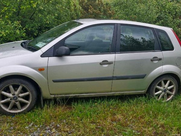 Ford Fiesta Hatchback, Petrol, 2007, Silver