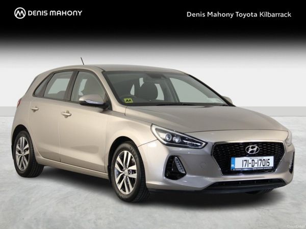 Hyundai i30 Hatchback, Petrol, 2017, White