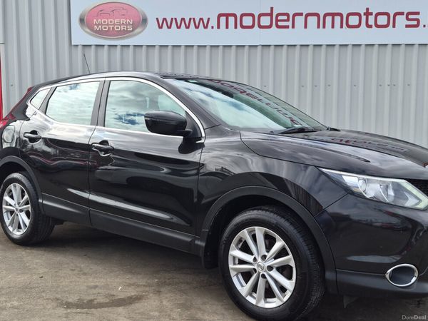 Nissan Qashqai SUV, Diesel, 2017, Black