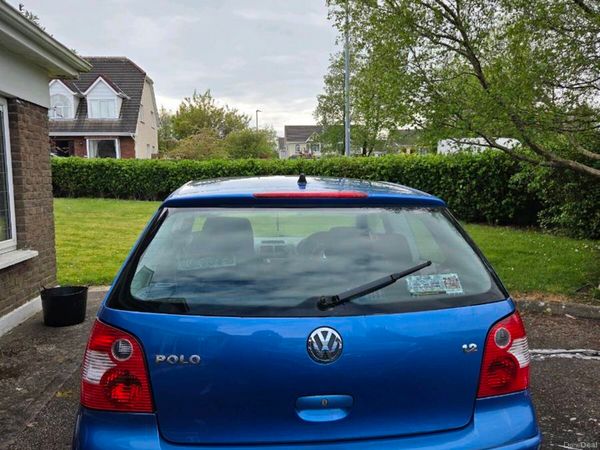 Volkswagen Polo Hatchback, Petrol, 2004, Blue