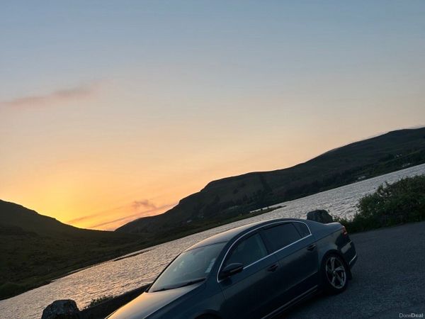 Volkswagen Passat Saloon, Diesel, 2013, Grey