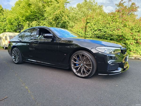 BMW 5-Series Saloon, Petrol Hybrid, 2018, Black