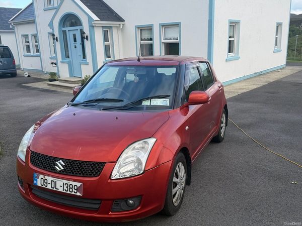 Suzuki Swift Hatchback, Petrol, 2009, Bronze