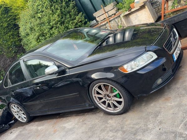 Volvo S40 Saloon, Diesel, 2009, Black