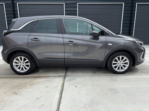 Opel Crossland SUV, Petrol, 2022, Grey