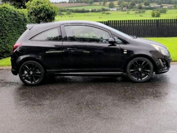 SEAT Leon Hatchback, Diesel, 2013, Red
