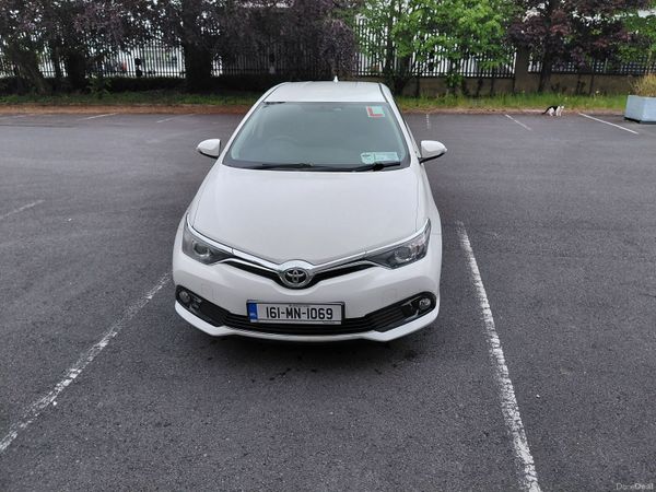 Toyota Auris Van, Diesel, 2016, White