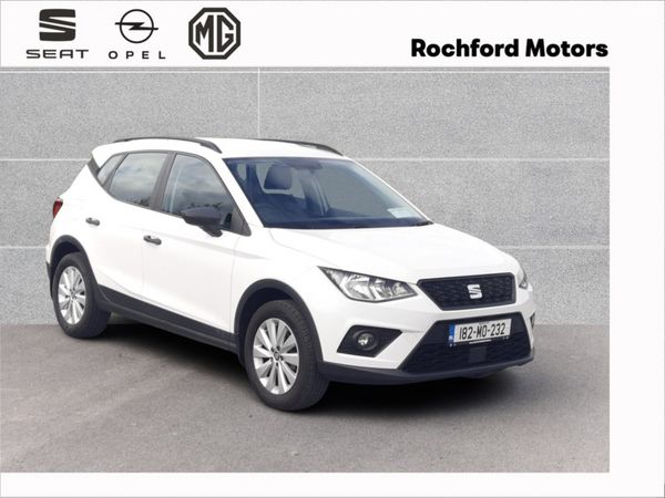 SEAT Arona Hatchback, Petrol, 2018, White
