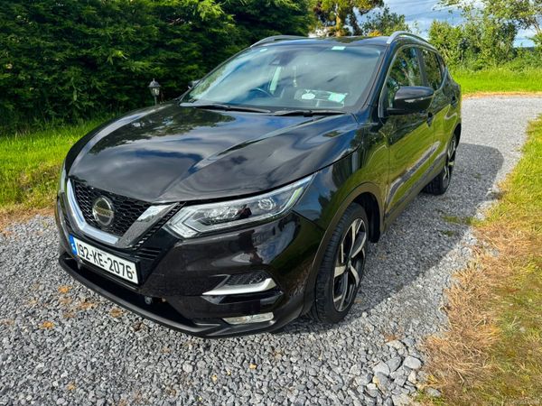 Nissan Qashqai Hatchback, Petrol, 2019, Black
