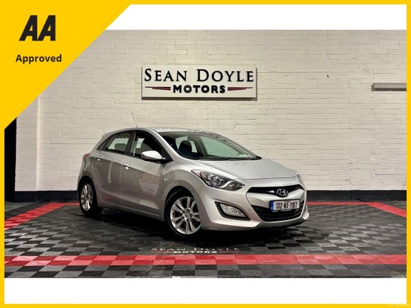 Hyundai i30 Hatchback, Diesel, 2013, Silver
