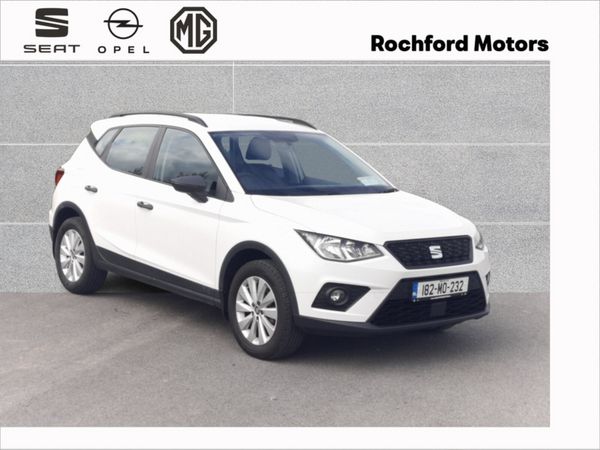 SEAT Arona Hatchback, Petrol, 2018, White