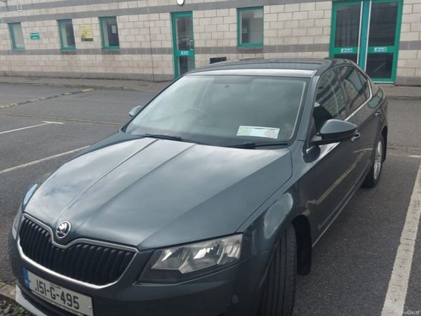 Skoda Octavia Saloon, Diesel, 2015, Grey