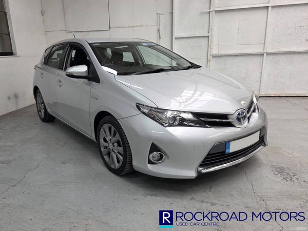 Toyota Auris MPV, Petrol Hybrid, 2014, Silver