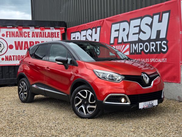 Renault Captur Hatchback, Petrol, 2016, Red
