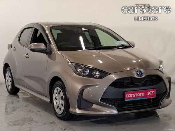 Toyota Yaris Hatchback, Petrol Hybrid, 2021, 