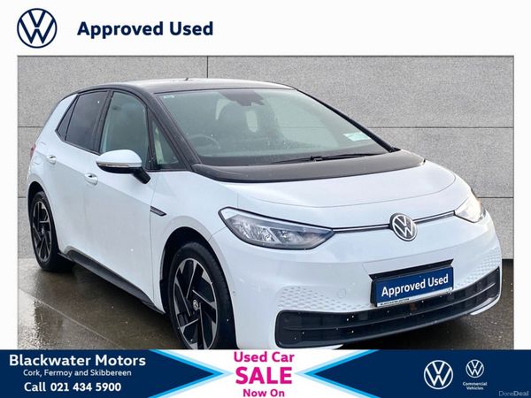 Volkswagen ID.3 Hatchback, Electric, 2023, White