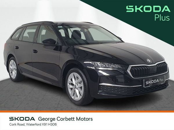 Skoda Octavia Hatchback, Petrol, 2026, Black