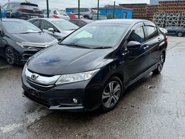 Honda Grace Hatchback, Petrol Hybrid, 2015, Black