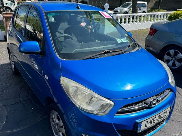 Hyundai i10 Hatchback, Petrol, 2011, Blue