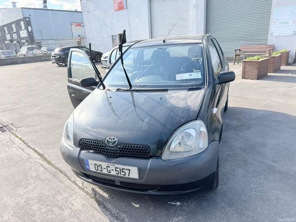 Toyota Yaris Hatchback, Petrol, 2003, Black