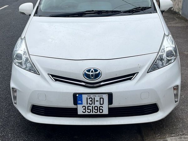 Toyota Prius MPV, Petrol Hybrid, 2013, White