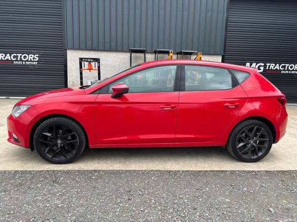 SEAT Leon Hatchback, Diesel, 2013, Red