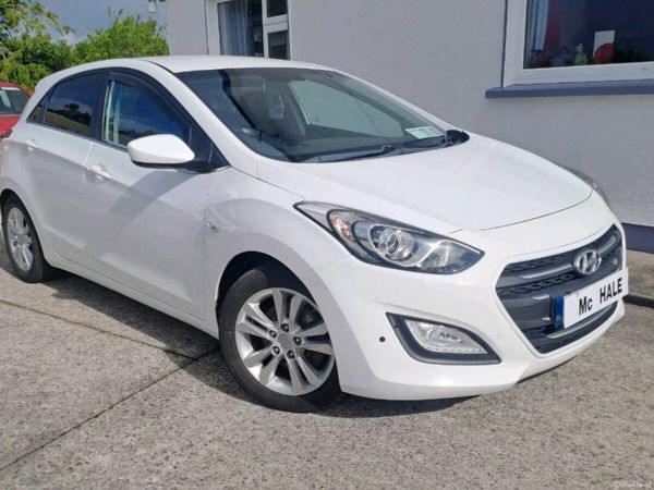 Hyundai i30 Hatchback, Diesel, 2015, White