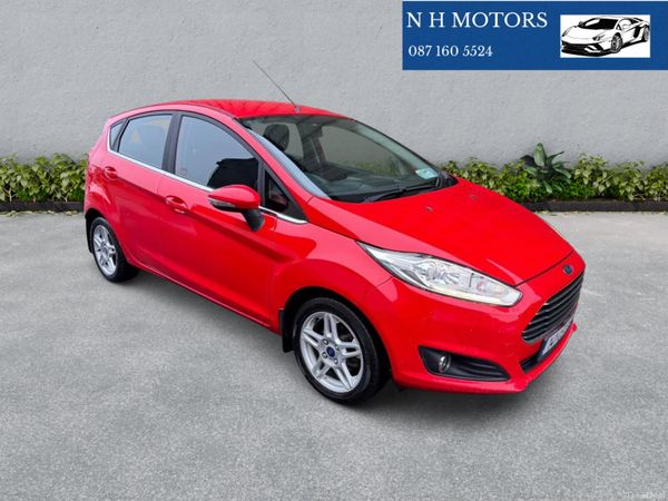 Ford Fiesta Hatchback, Diesel, 2014, Red