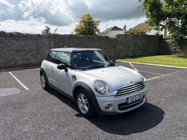 Mini Cooper Hatchback, Diesel, 2013, Silver