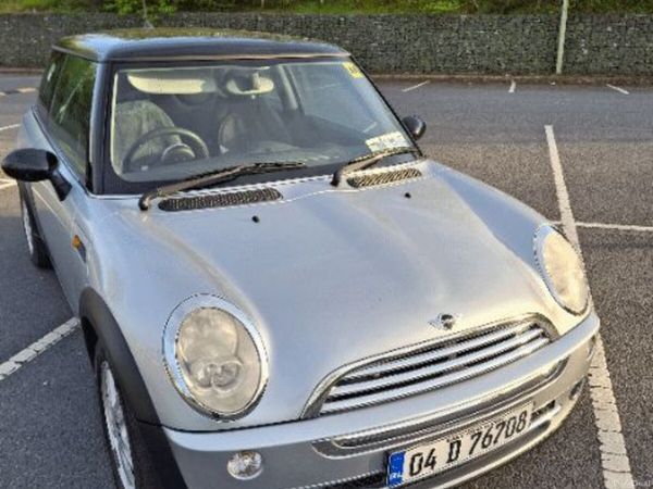 Mini Cooper Hatchback, Petrol, 2004, Silver