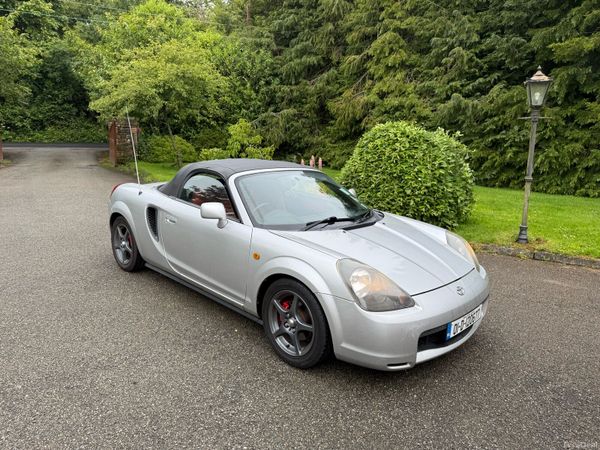 Toyota MR2 Convertible, Petrol, 2001, Grey