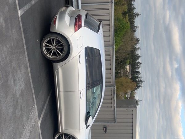 Volkswagen Golf Estate, Diesel, 2014, Silver