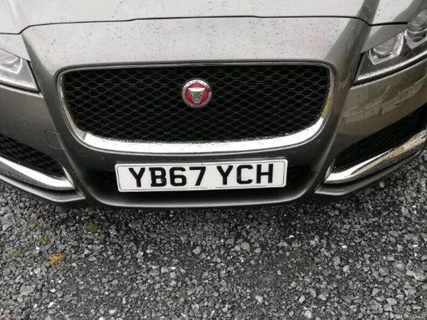 Jaguar XF Saloon, Petrol, 2018, Grey