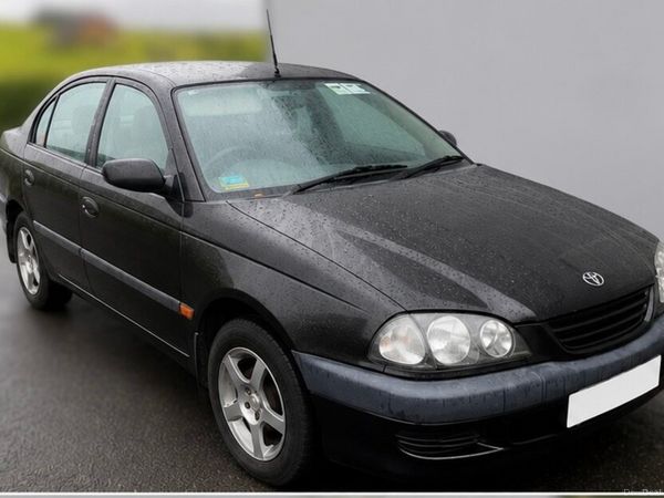Toyota Avensis Saloon, Petrol, 1999, Black