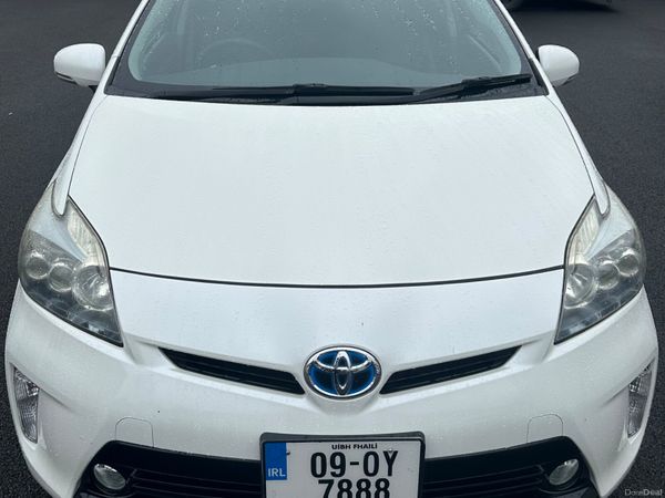 Toyota Prius Hatchback, Petrol Hybrid, 2009, White