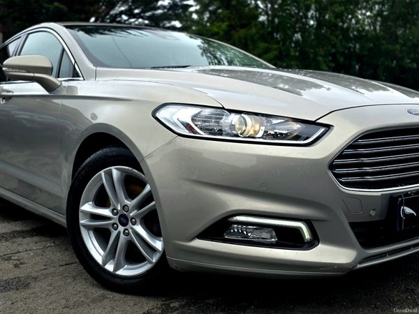 Ford Mondeo Hatchback, Diesel, 2017, Grey