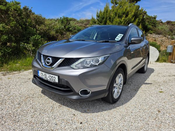 Nissan Qashqai SUV, Diesel, 2017, Grey