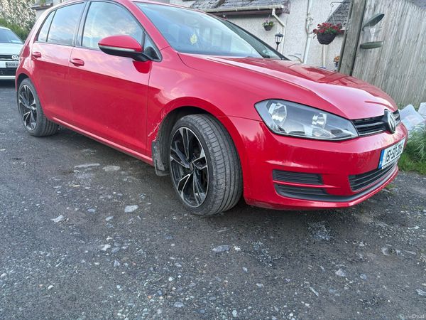 Volkswagen Golf Estate, Diesel, 2015, Red