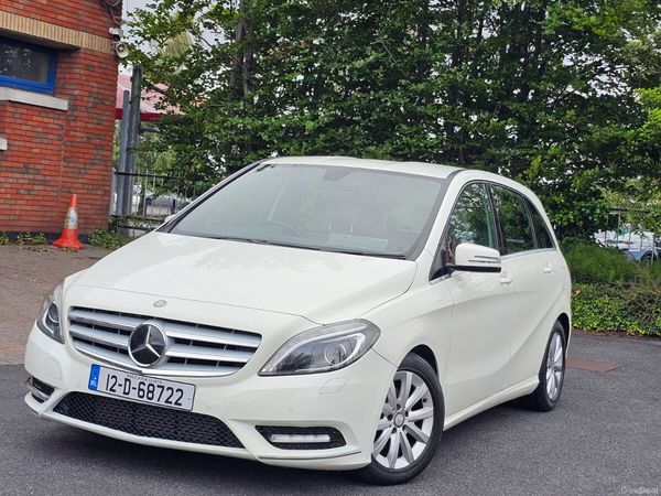 Mercedes-Benz B-Class MPV, Petrol, 2012, White