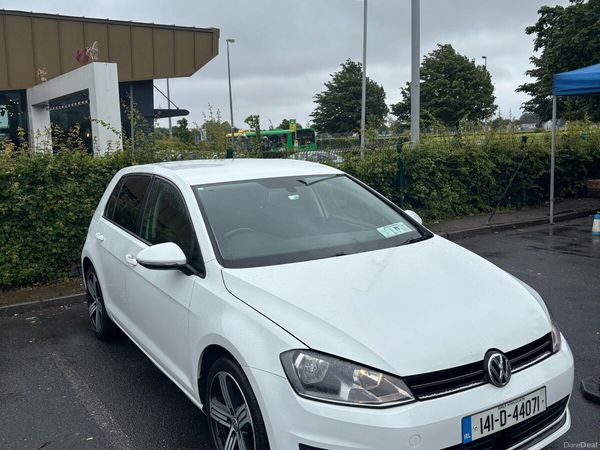 Volkswagen Golf Hatchback, Petrol, 2014, White