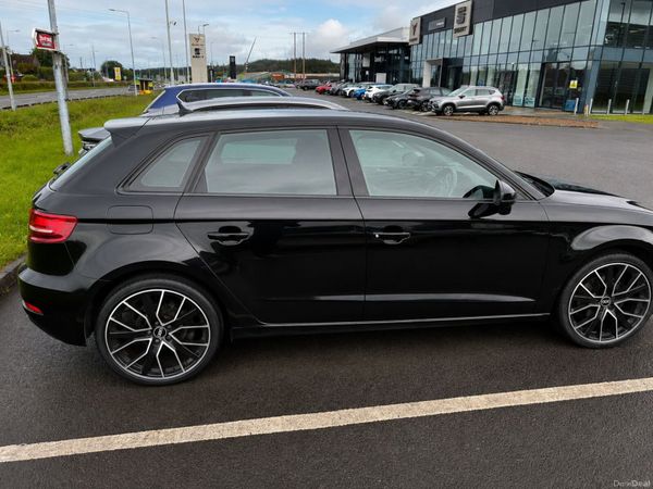 Audi A3 Hatchback, Diesel, 2018, Black