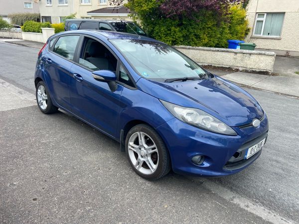 Ford Fiesta Hatchback, Petrol, 2010, Blue