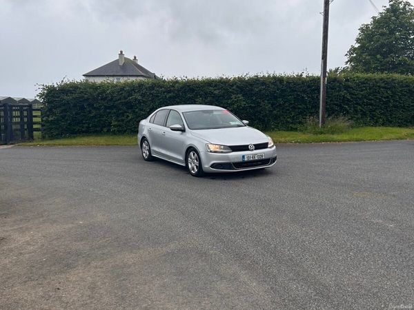 Volkswagen Jetta Saloon, Diesel, 2013, Silver